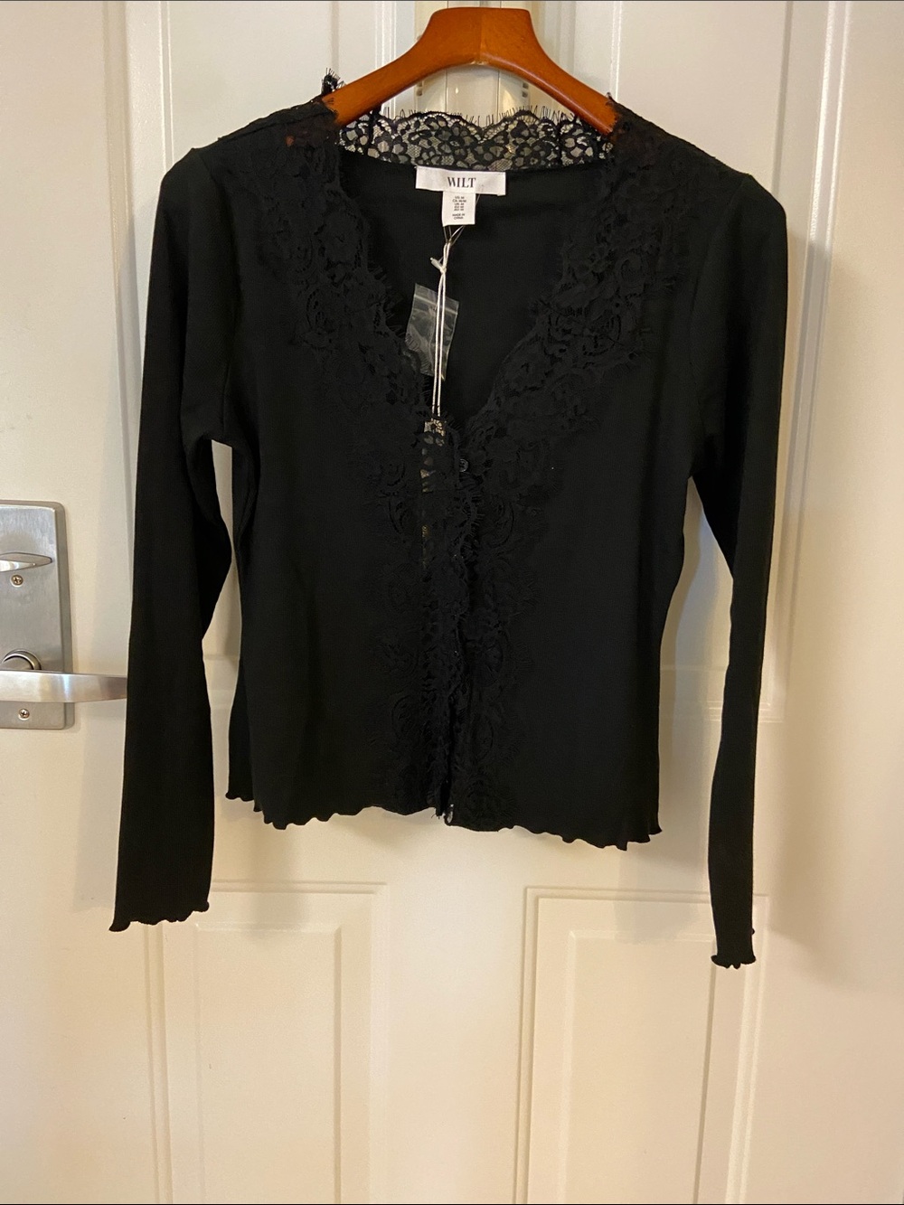 🖤Black Lace-Trim Button-Down Top🖤